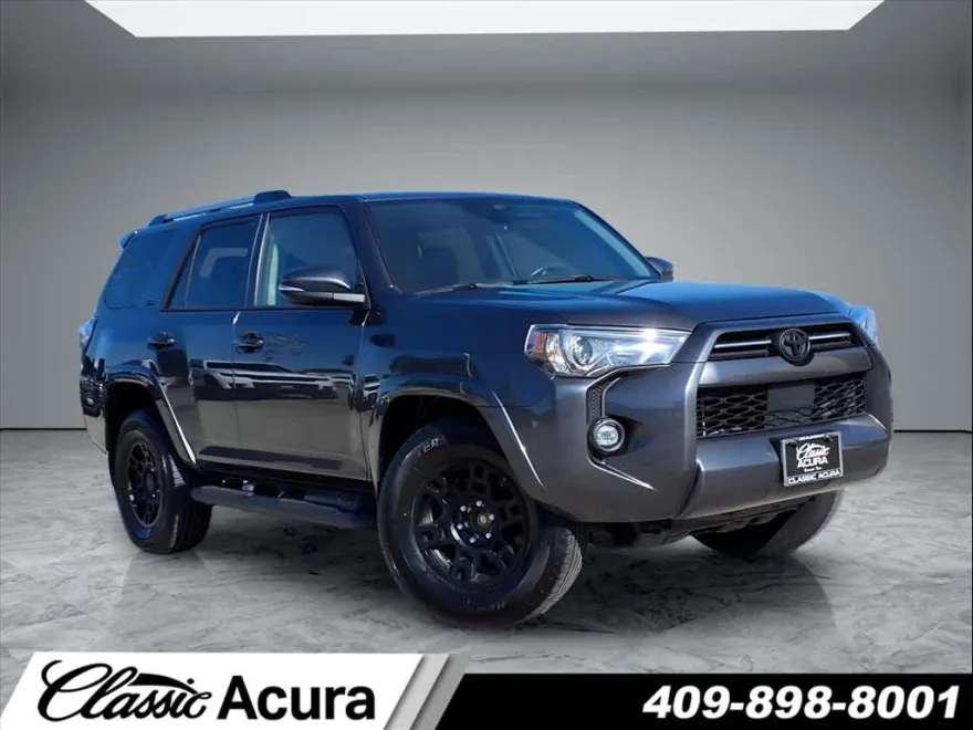 2023 Toyota RAV4 SR5 Premium photo 1