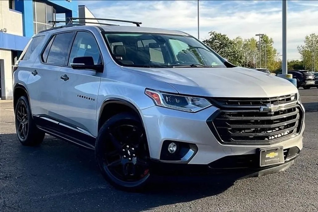 2018 Chevrolet Traverse Premier photo 1