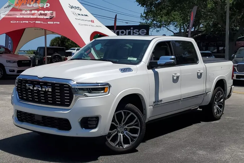2025 Ram 1500 photo 1