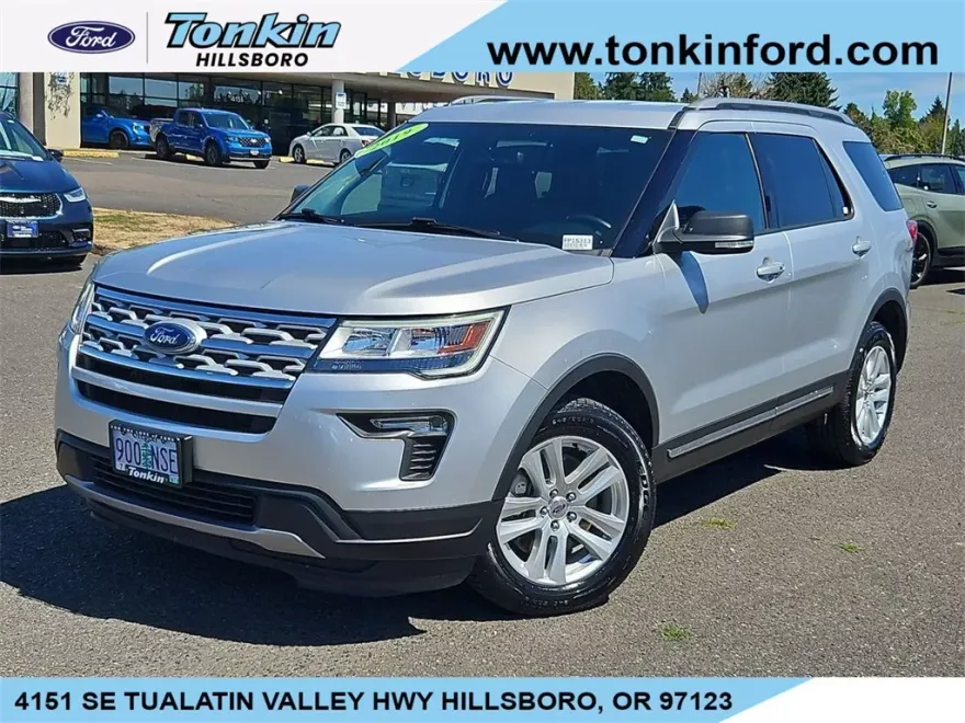 2019 Ford Explorer XLT photo 1
