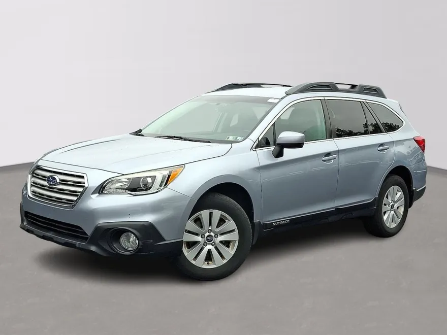 2017 Subaru Outback 2.5i Premium photo 1