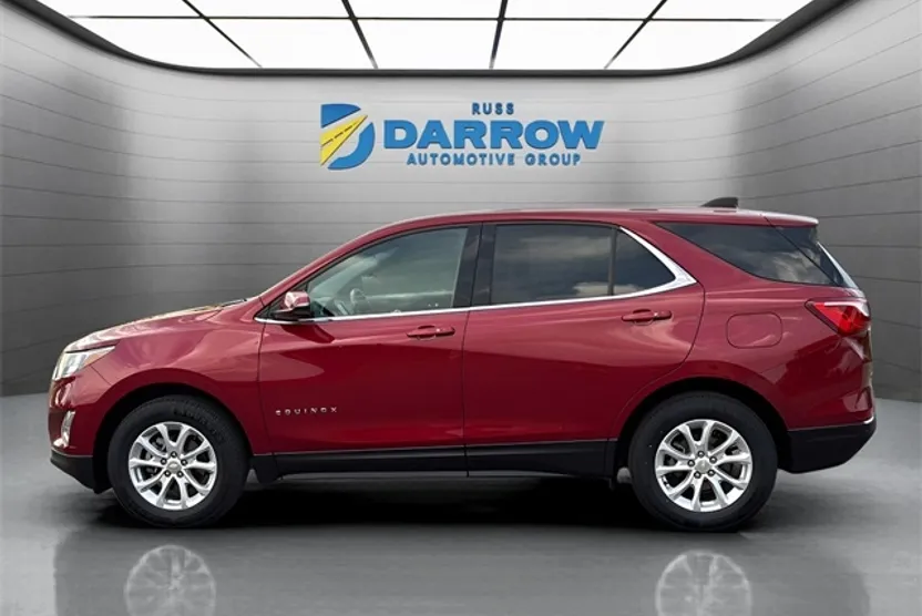 2019 Chevrolet Equinox LT photo 1