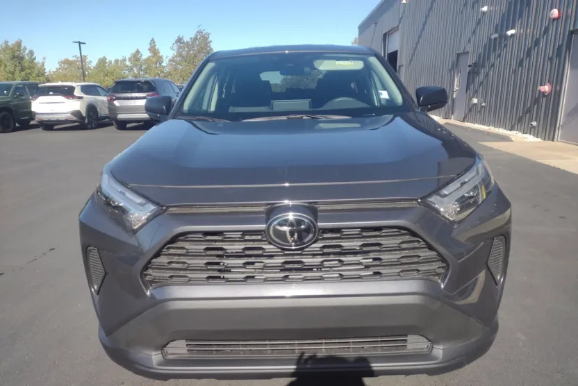2025 Toyota RAV4 LE photo 1