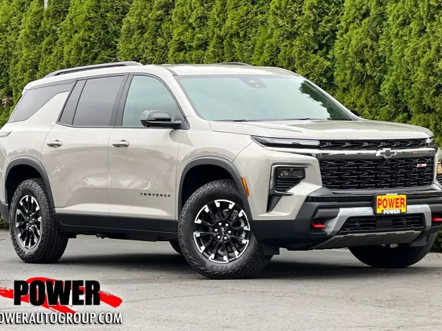 2026 Chevrolet Traverse Z71 photo 1