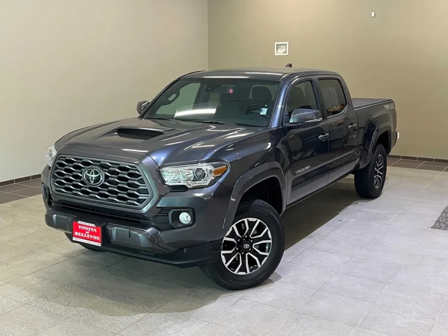 2022 Toyota Tacoma TRD Sport photo 1