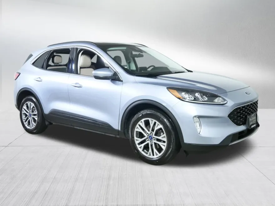 2022 Ford Escape SEL photo 1