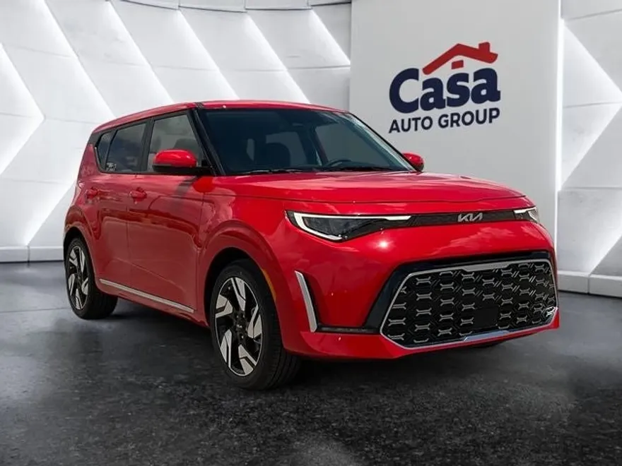 2025 Kia Soul GT-Line photo 1