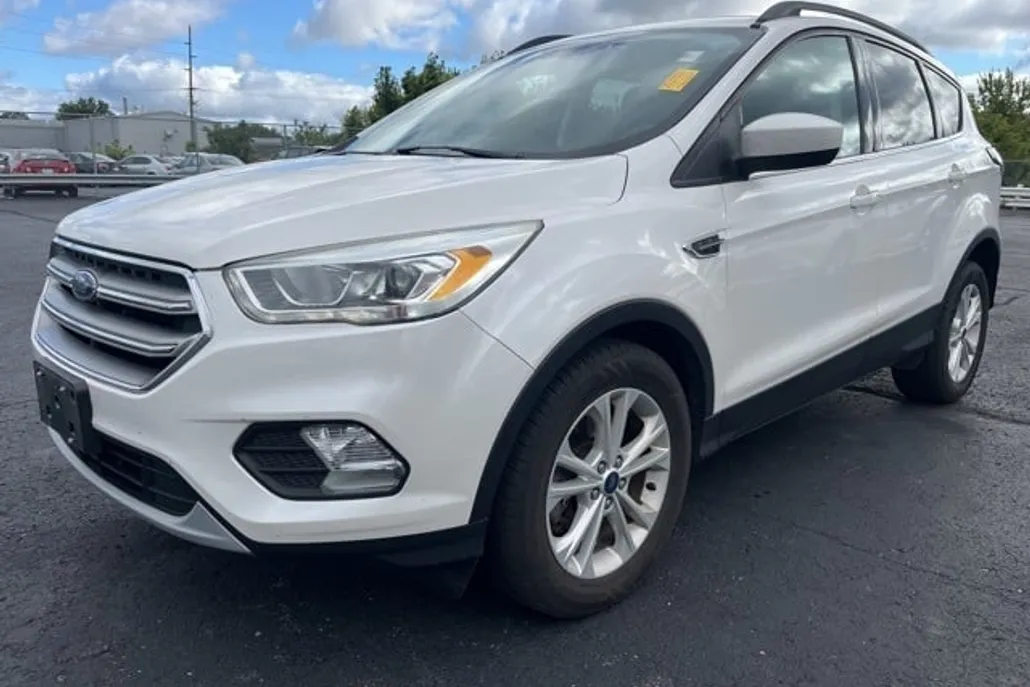 2017 Ford Escape SE photo 1