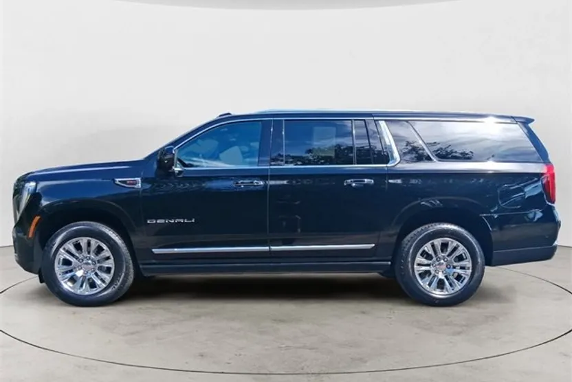 2025 Gmc Yukon XL Denali photo 1