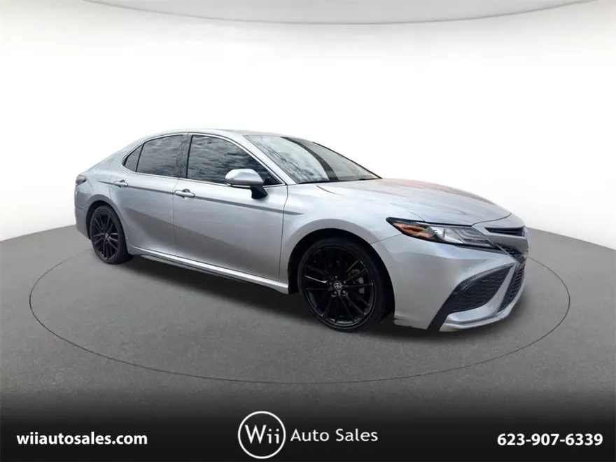 2022 Toyota Camry XSE photo 1