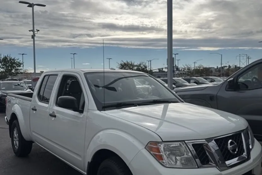 2018 Nissan Frontier SV photo 1