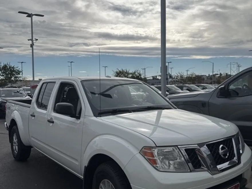 2018 Nissan Frontier SV photo 1