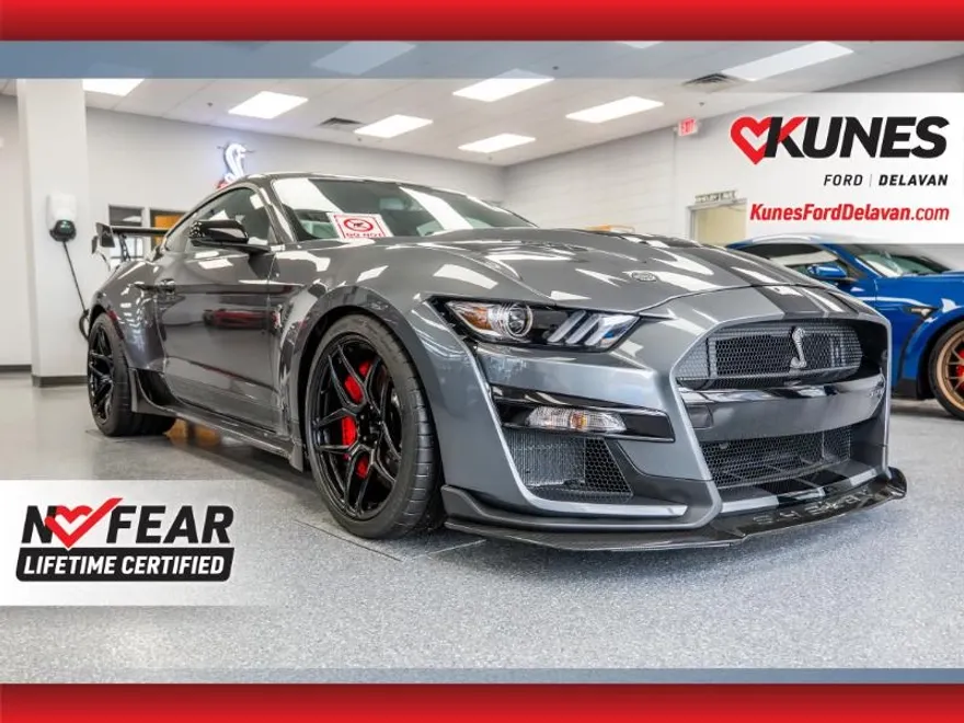 2022 Ford Mustang Shelby GT500 photo 1