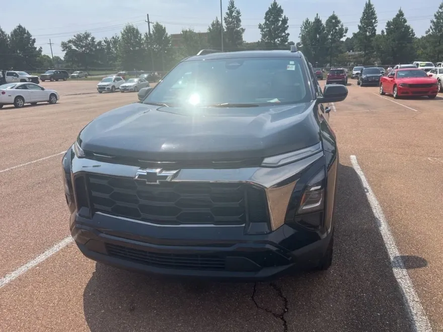 2025 Chevrolet Equinox ACTIV photo 1