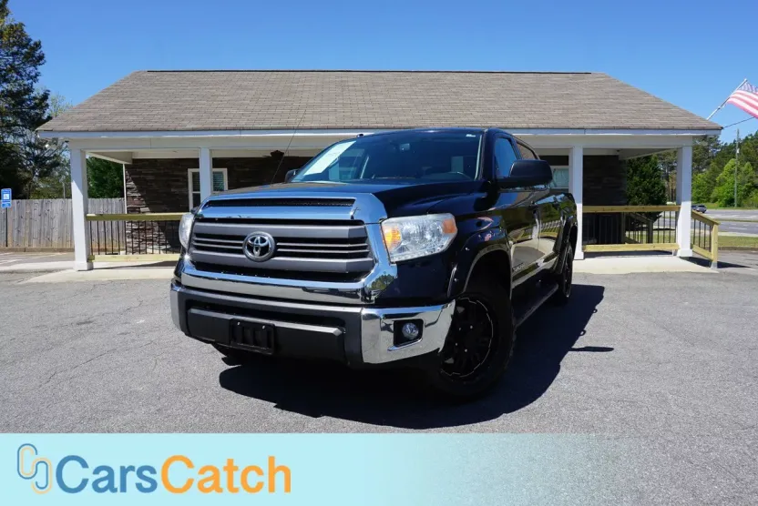 2015 Toyota Tundra SR5 photo 1
