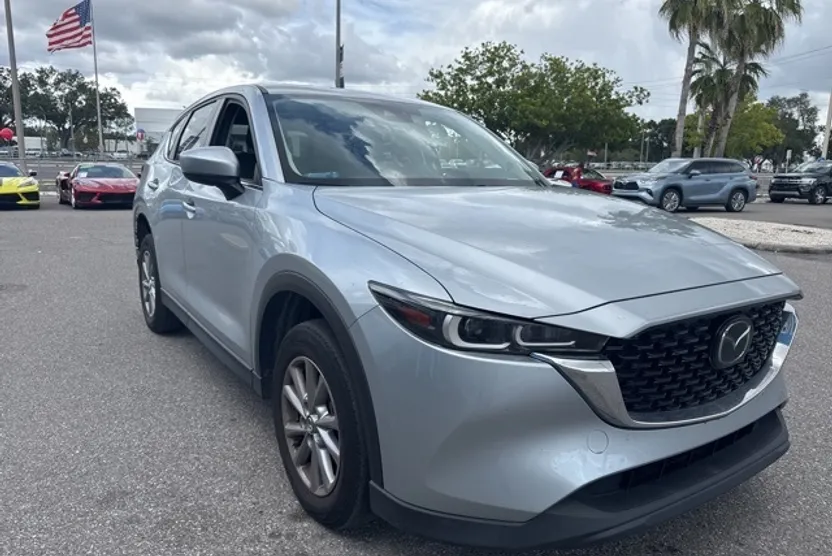 2023 Mazda CX-5 2.5 S Preferred photo 1