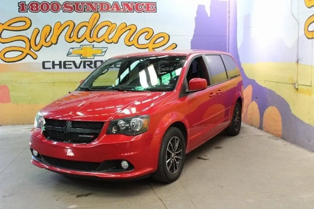 2015 Dodge Grand Caravan SXT photo 1