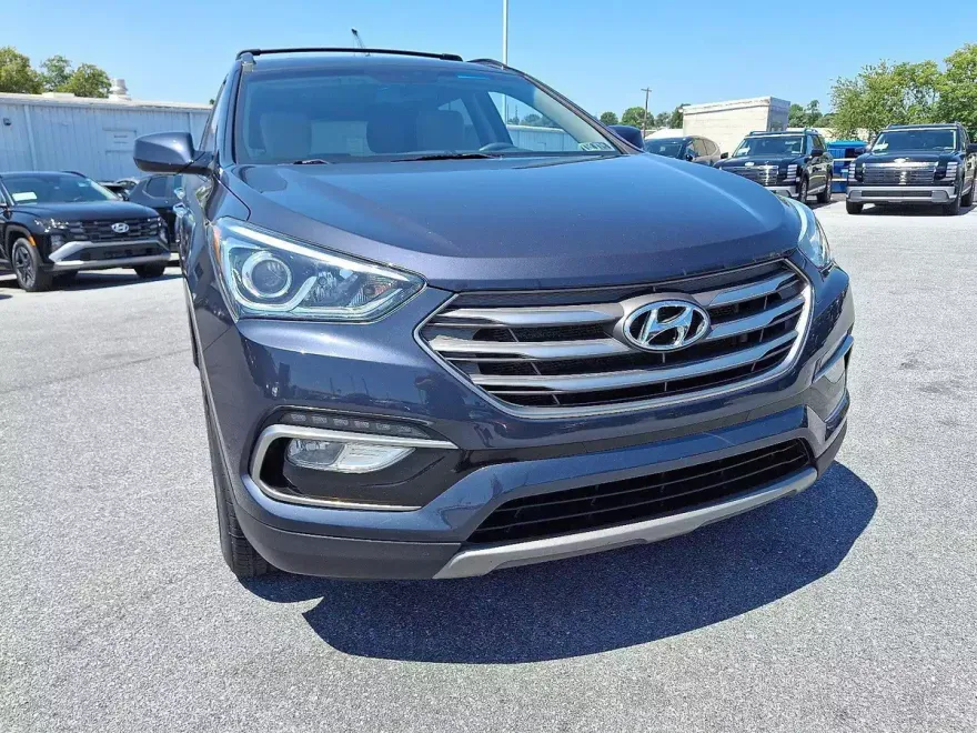 2017 Hyundai Santa Fe Sport photo 1