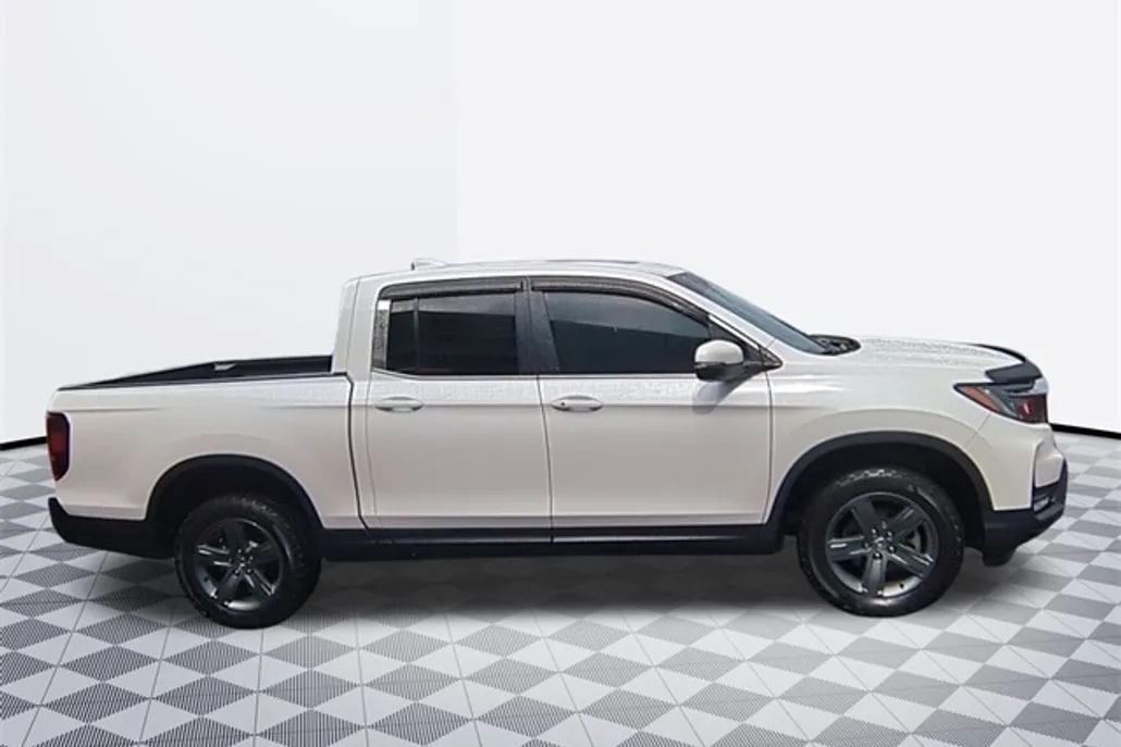 2023 Honda Ridgeline RTL photo 1