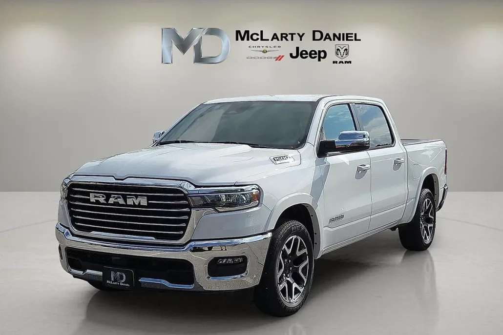 2025 Ram 1500 Laramie photo 1