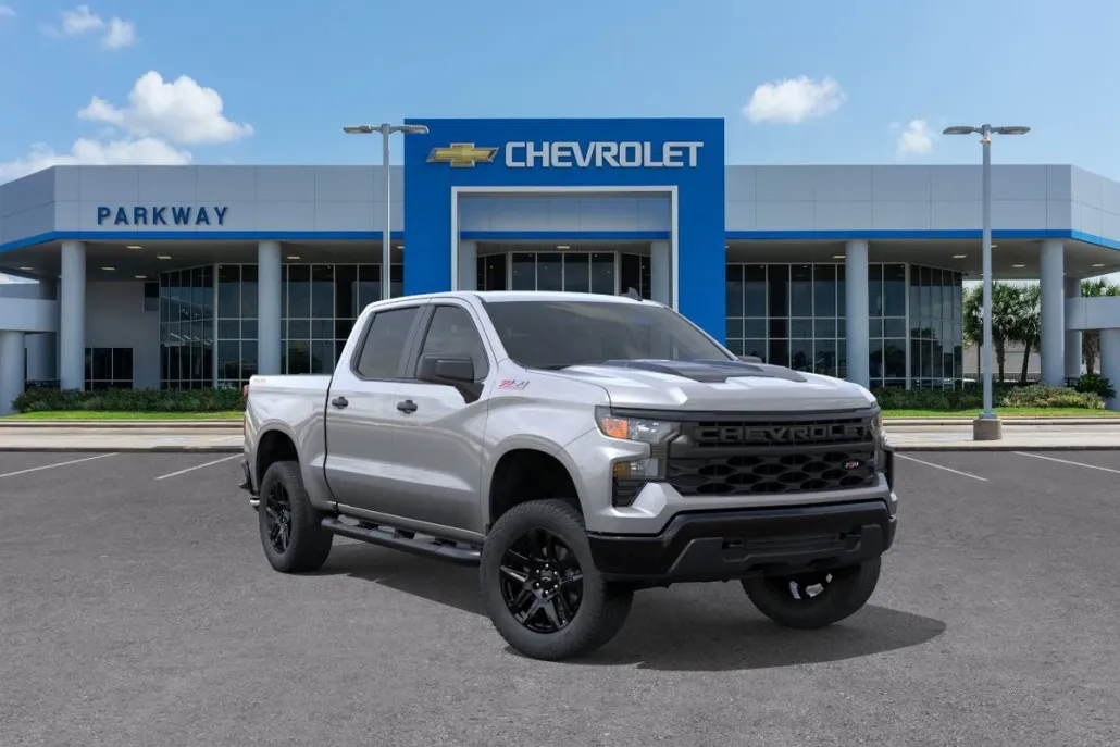 2025 Chevrolet Silverado 1500 Custom Trail Boss photo 1