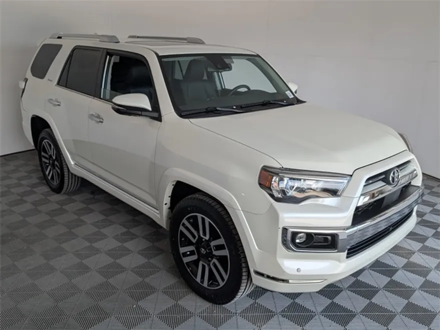 2022 Toyota 4Runner Limited 4WD photo 1