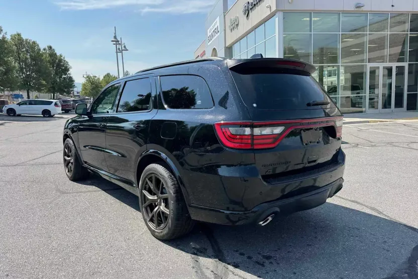 2025 Dodge Durango R/T Plus photo 1