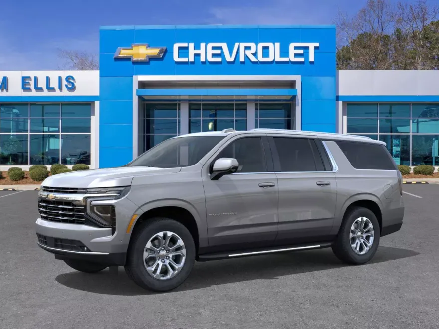 2025 Chevrolet Suburban LT photo 1