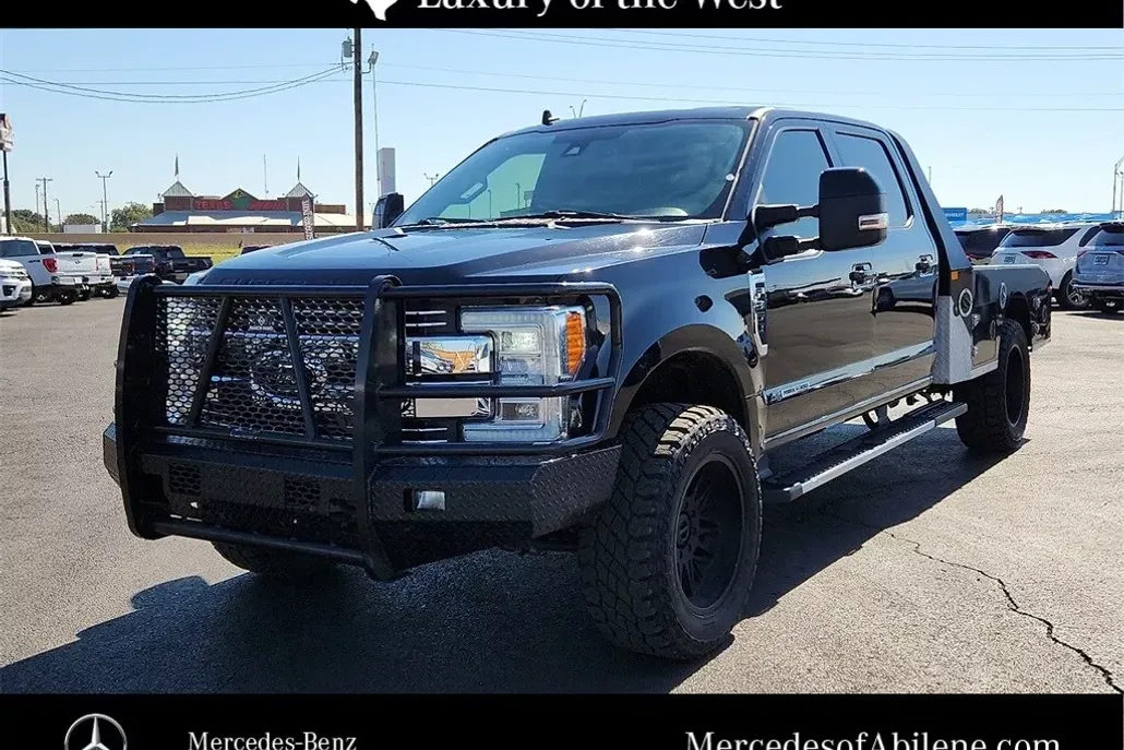 2019 Ford F-350 Lariat photo 1