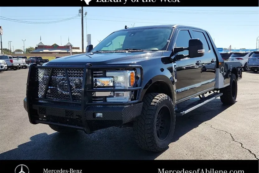 2019 Ford F-350 Lariat photo 1