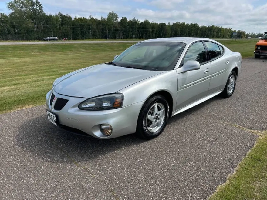 2004 Pontiac Grand Prix GT2 photo 1