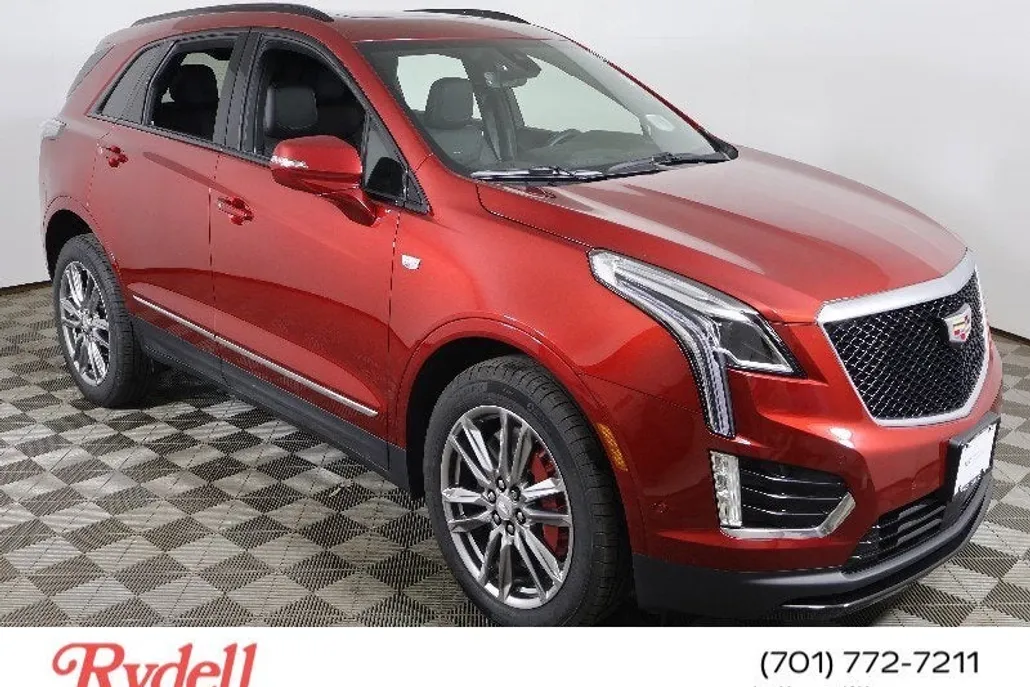 2025 Cadillac XT5 Sport photo 1