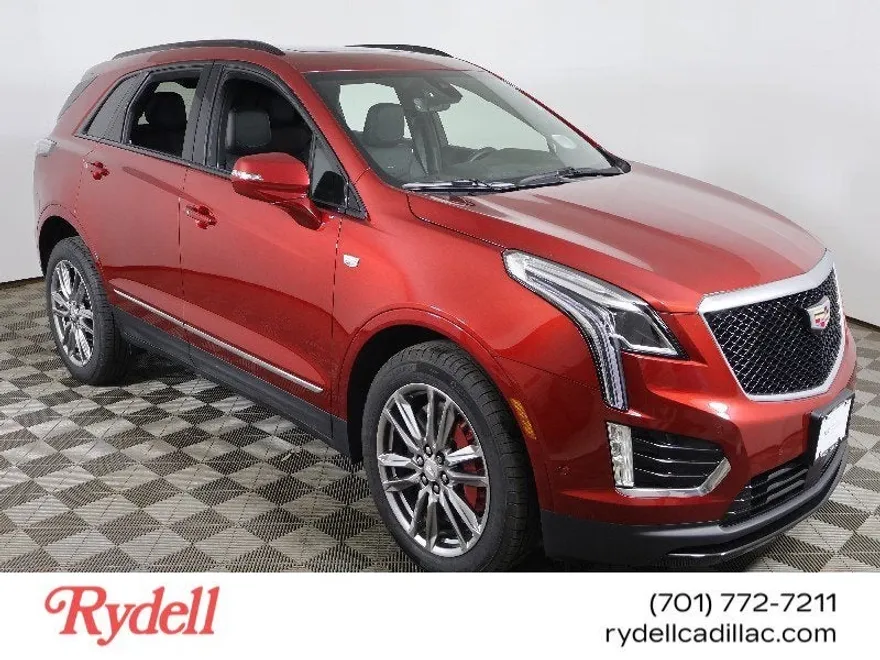 2025 Cadillac XT5 Sport photo 1