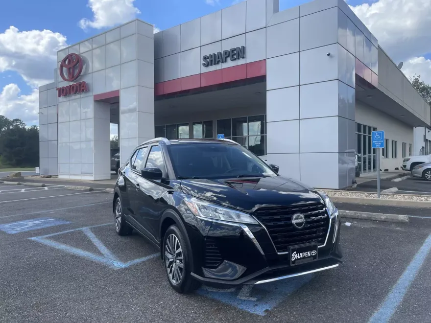 2024 Nissan Kicks SV photo 1