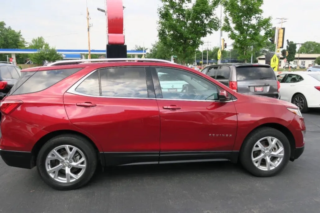 2020 Chevrolet Equinox photo 1