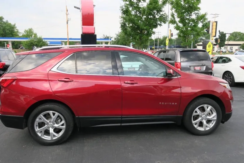 2020 Chevrolet Equinox photo 1