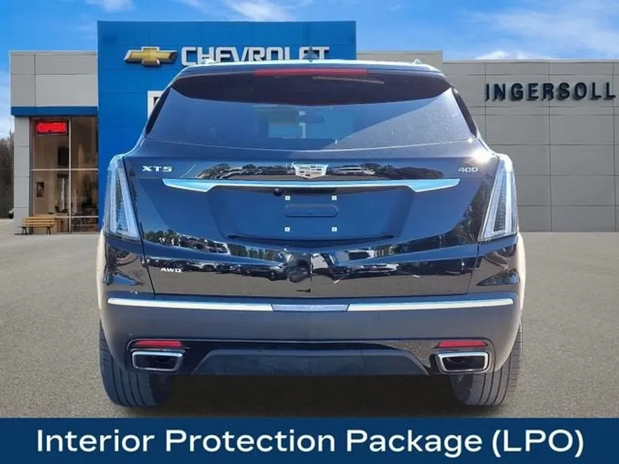2024 Cadillac XT5 Sport photo 1
