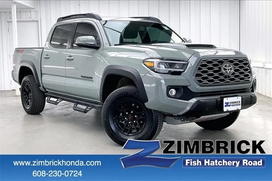 2023 Toyota Tacoma TRD Off-Road V6 photo 1