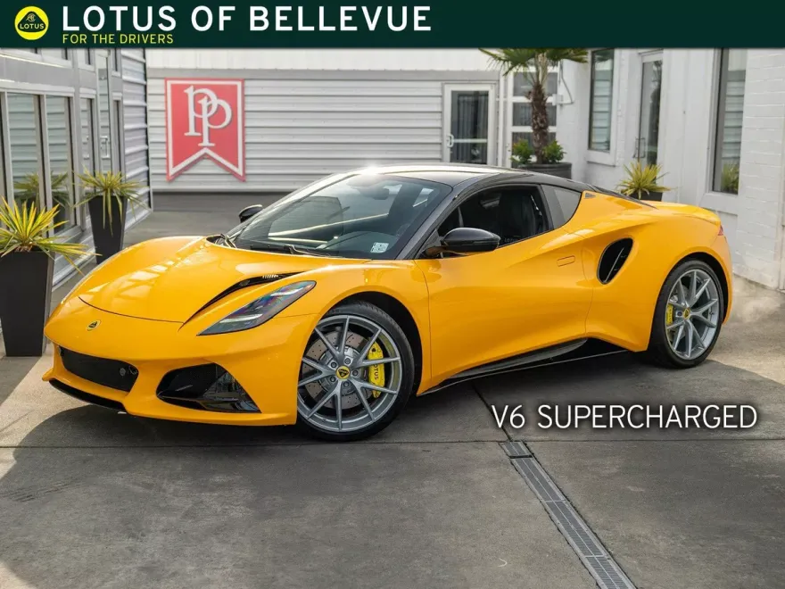 2024 Lotus Emira First Edition photo 1