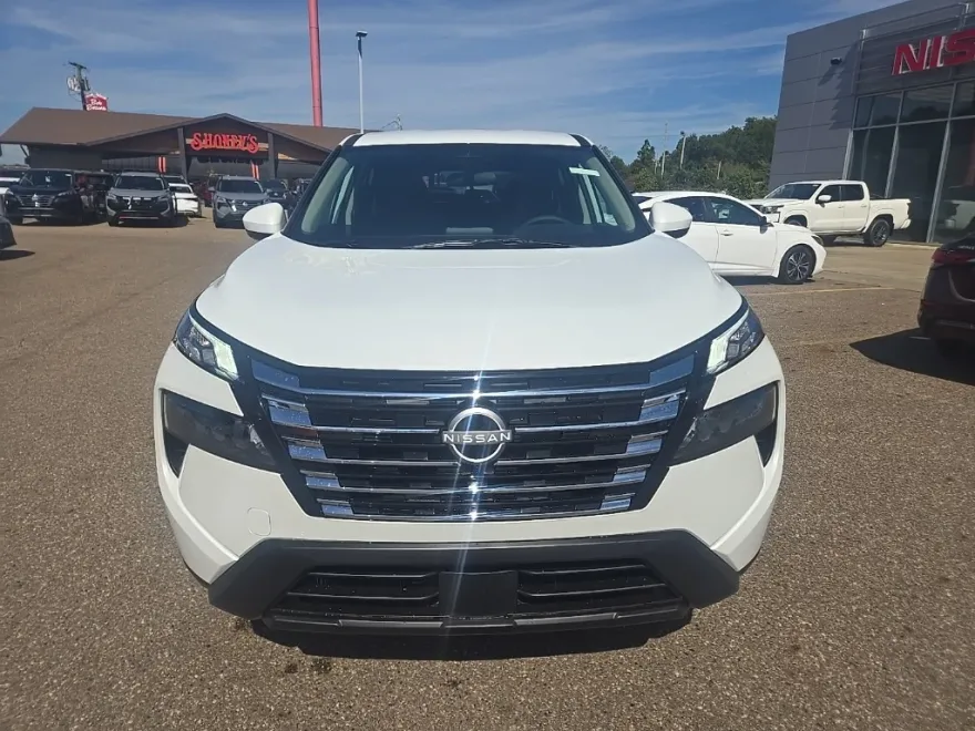 2026 Nissan Rogue SV photo 1