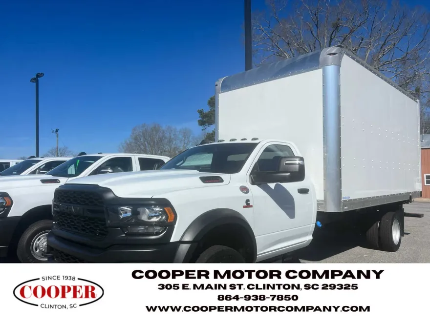 2024 Ram 4500 SLT photo 1