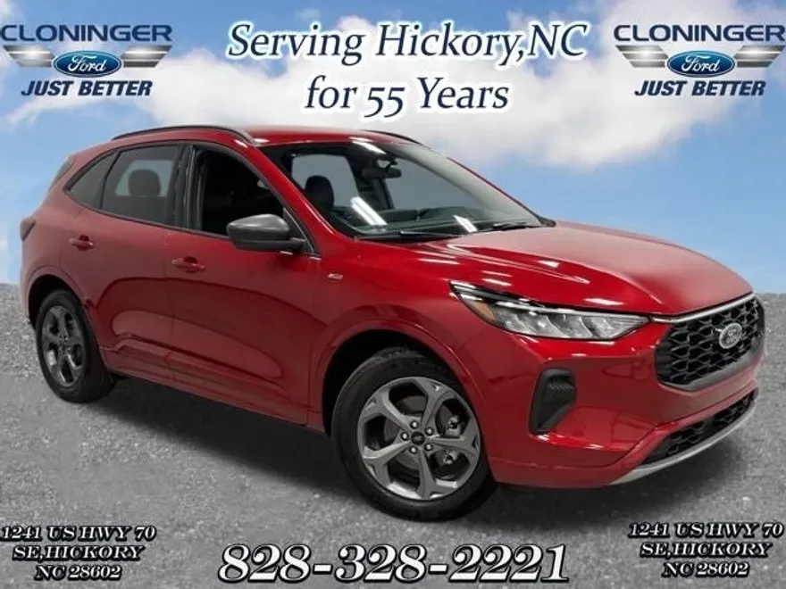 2024 Ford Escape ST-Line photo 1