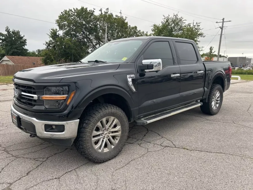 2024 Ford F-150 XLT photo 1