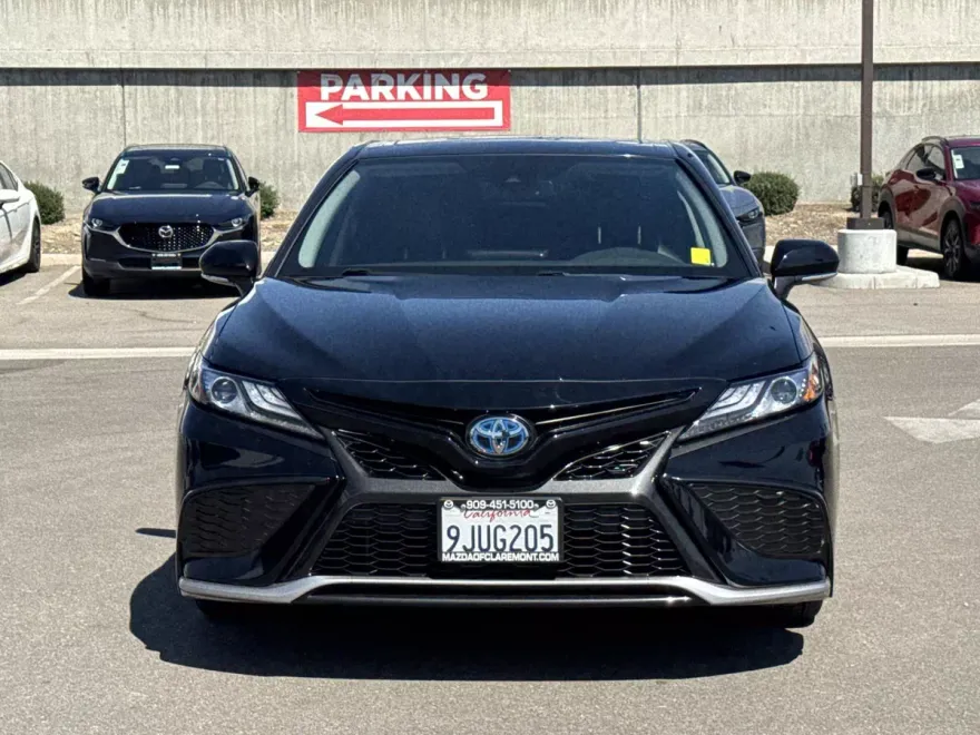 2024 Toyota Camry Hybrid XSE photo 1