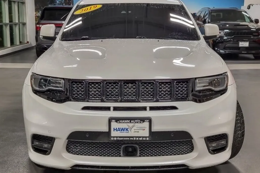 2019 Jeep Grand Cherokee SRT8 photo 1
