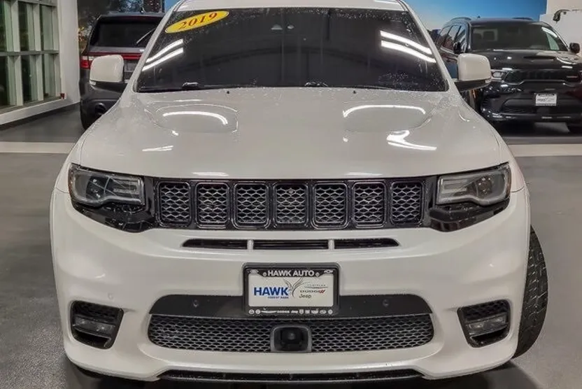 2019 Jeep Grand Cherokee SRT8 photo 1