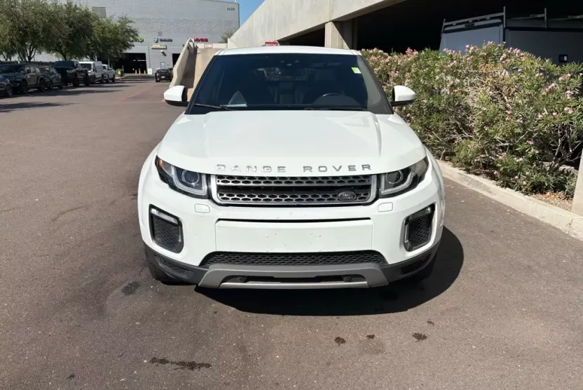 2017 Land Rover Range Rover Evoque HSE photo 1