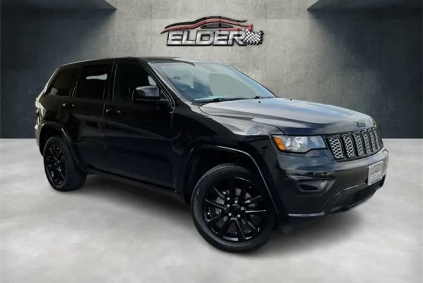 2019 Jeep Grand Cherokee Altitude photo 1