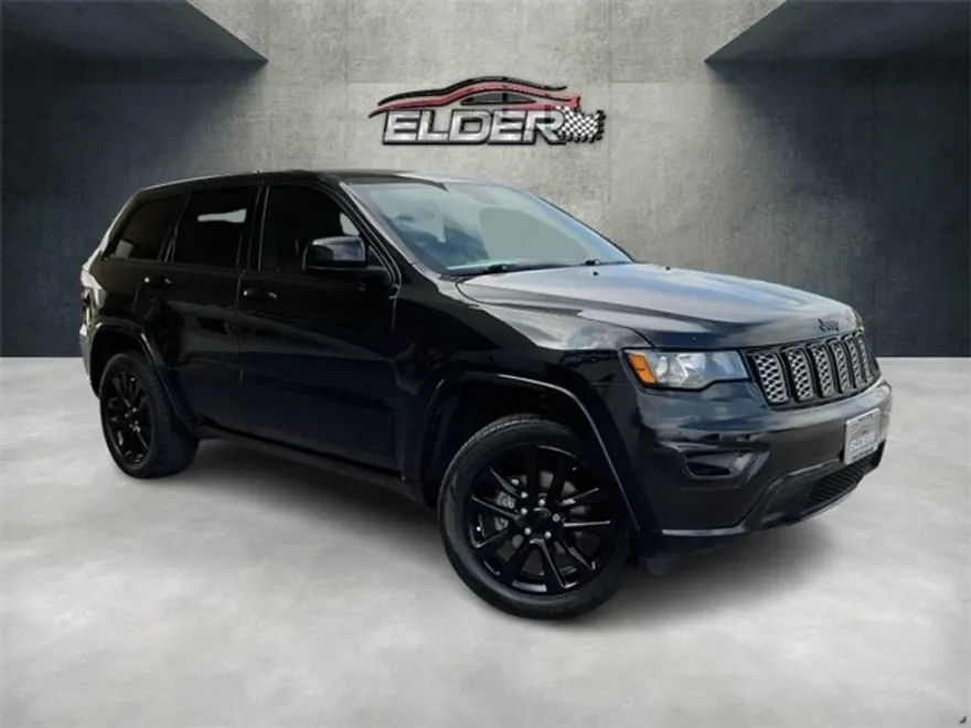 2019 Jeep Grand Cherokee Altitude photo 1