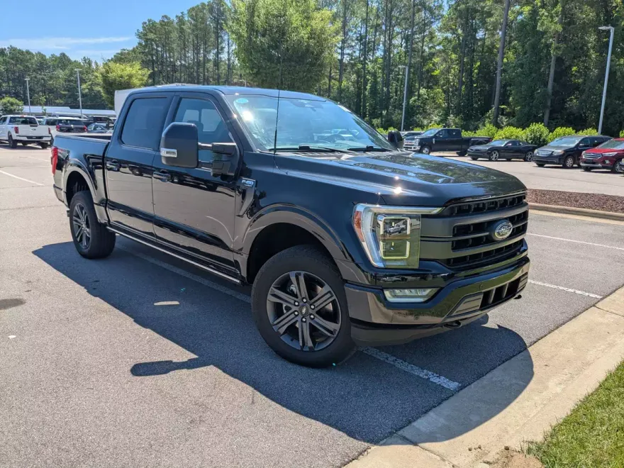 2023 Ford F-150 Lariat photo 1